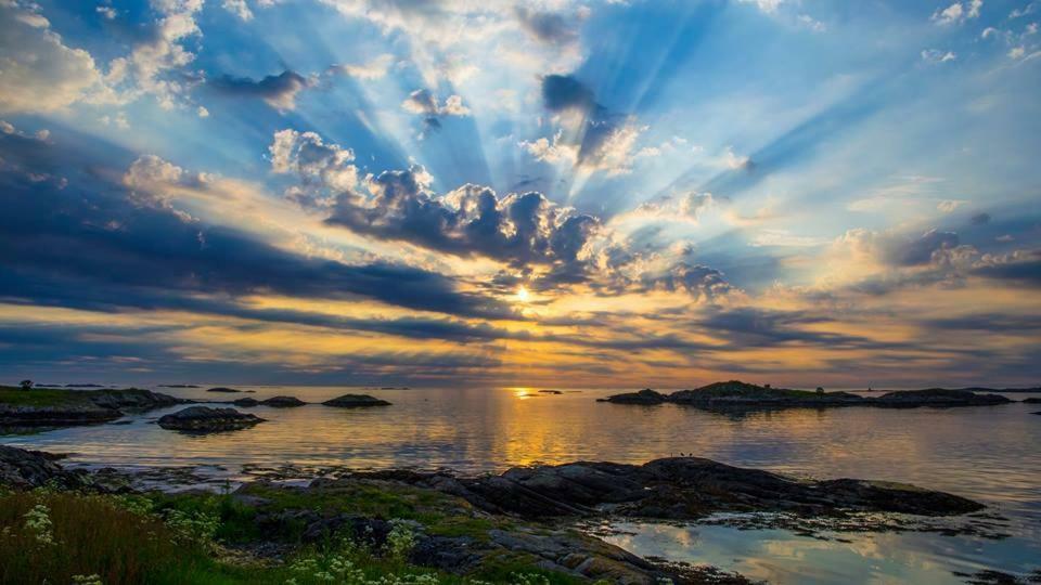 Leite Gard Near Atlantic Road In Hustadvika Lyngstad Exterior foto